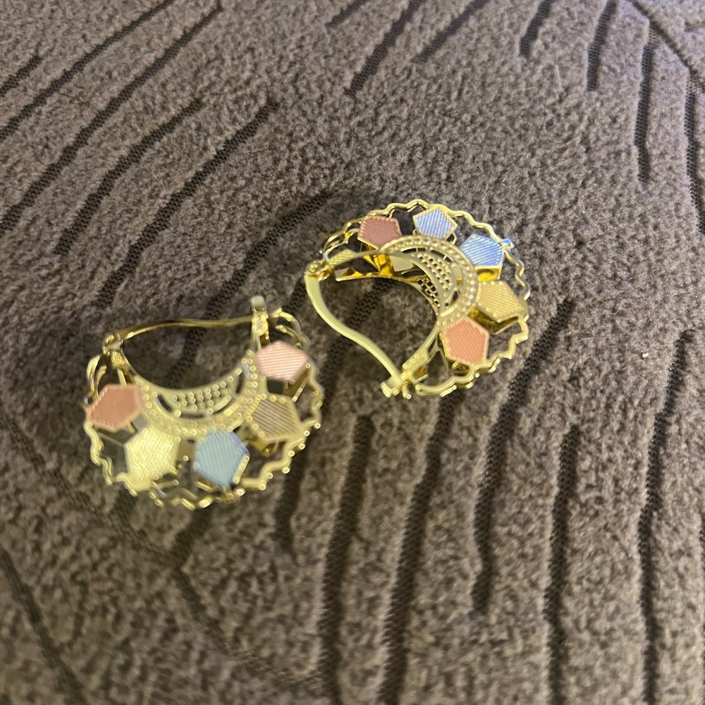 Chic Multicolor Gold Hoop Earrings